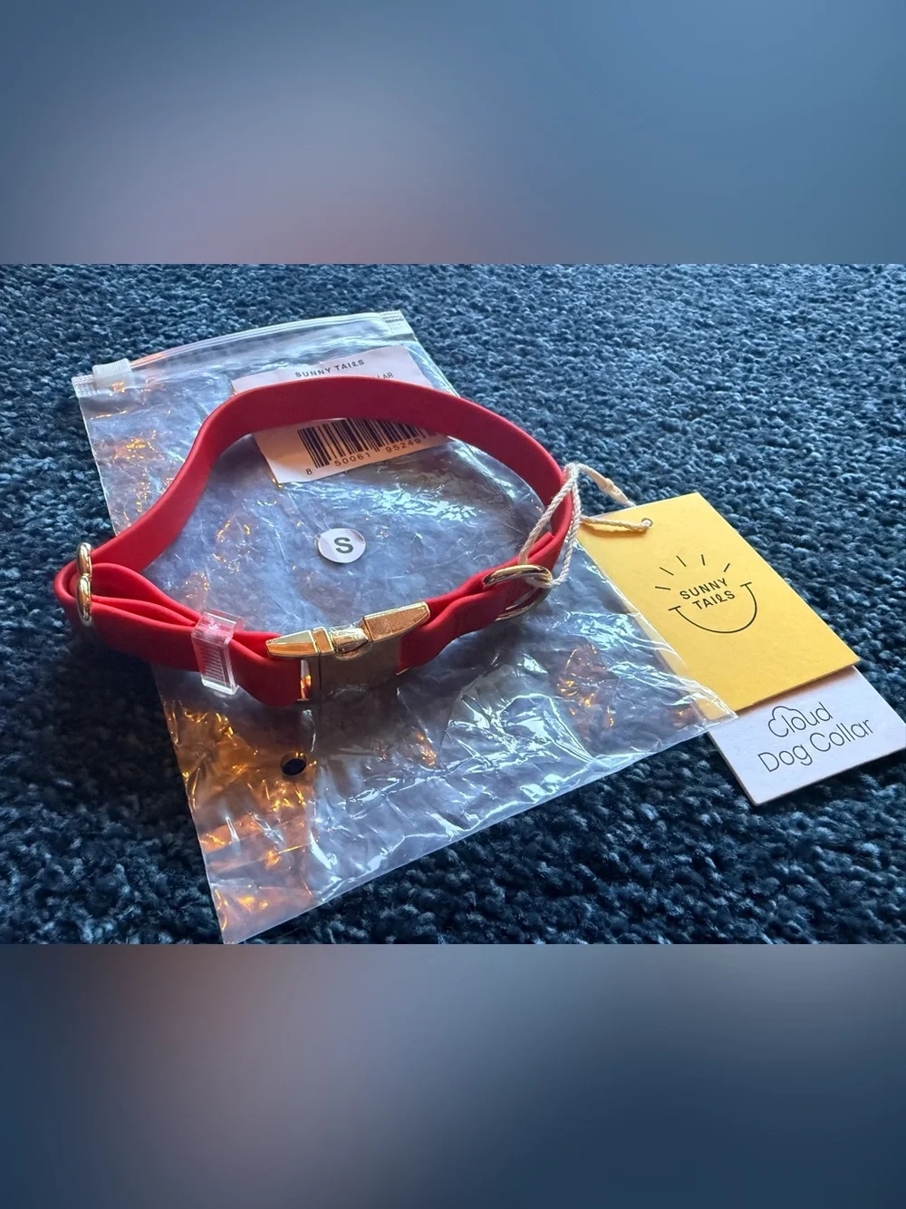 NWT Sunny Tails Cloud Waterproof Dog Collar Cherry Red Small